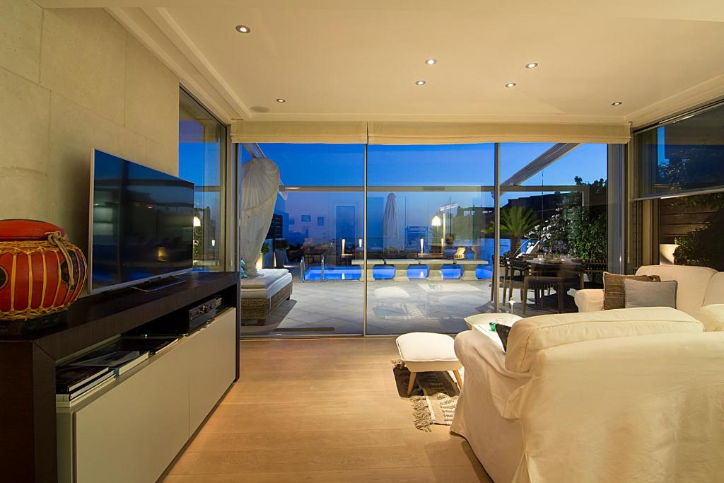 Private Pool & Sea View Residence room 2